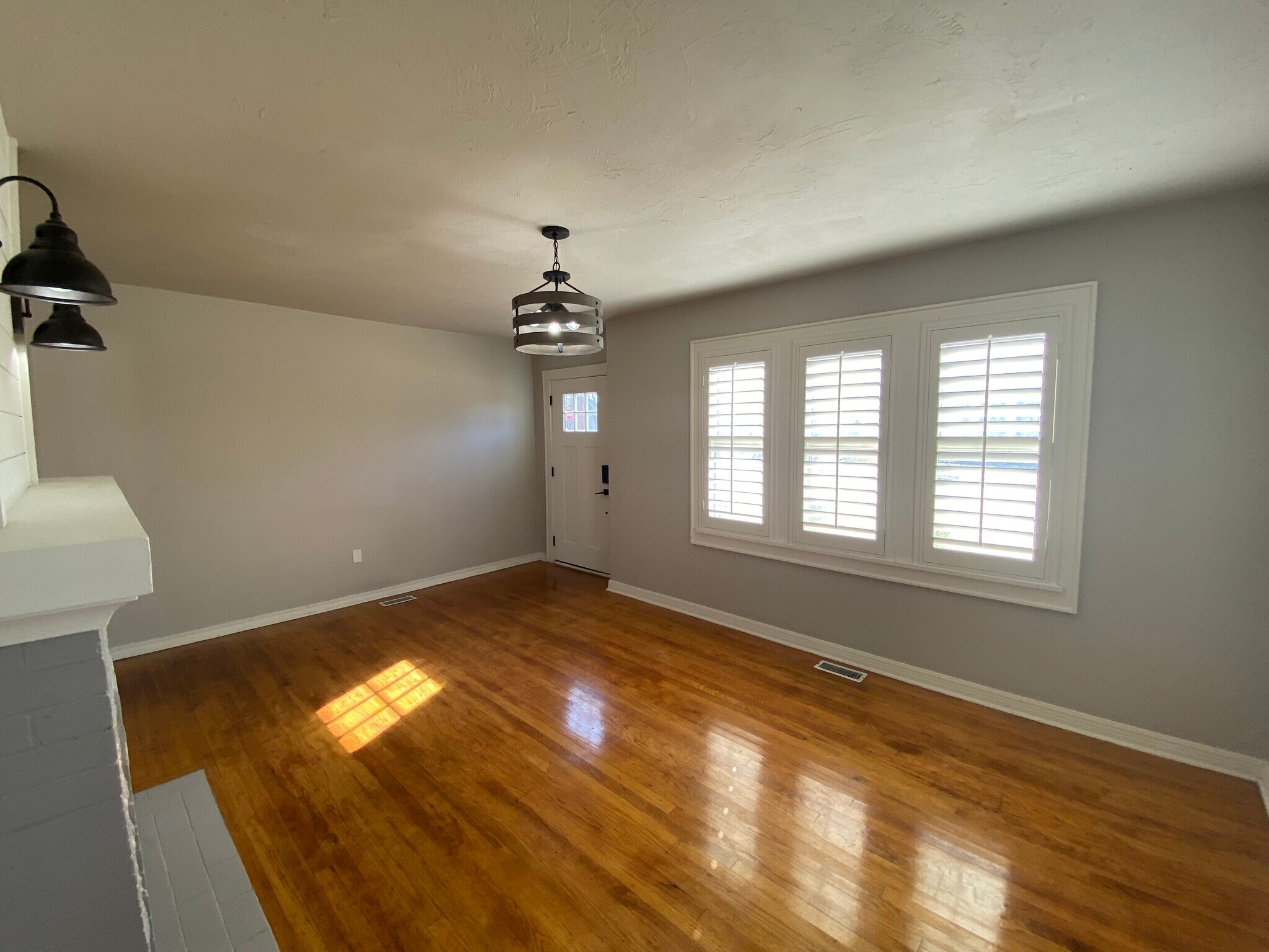 Building Photo - 1205 NW 49th St