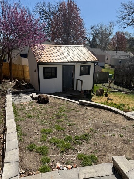 Backyard shed. - 2819 36th St