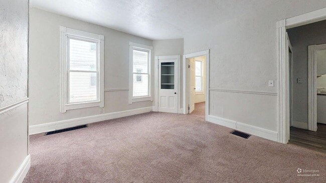 Building Photo - 3130 W 30th St