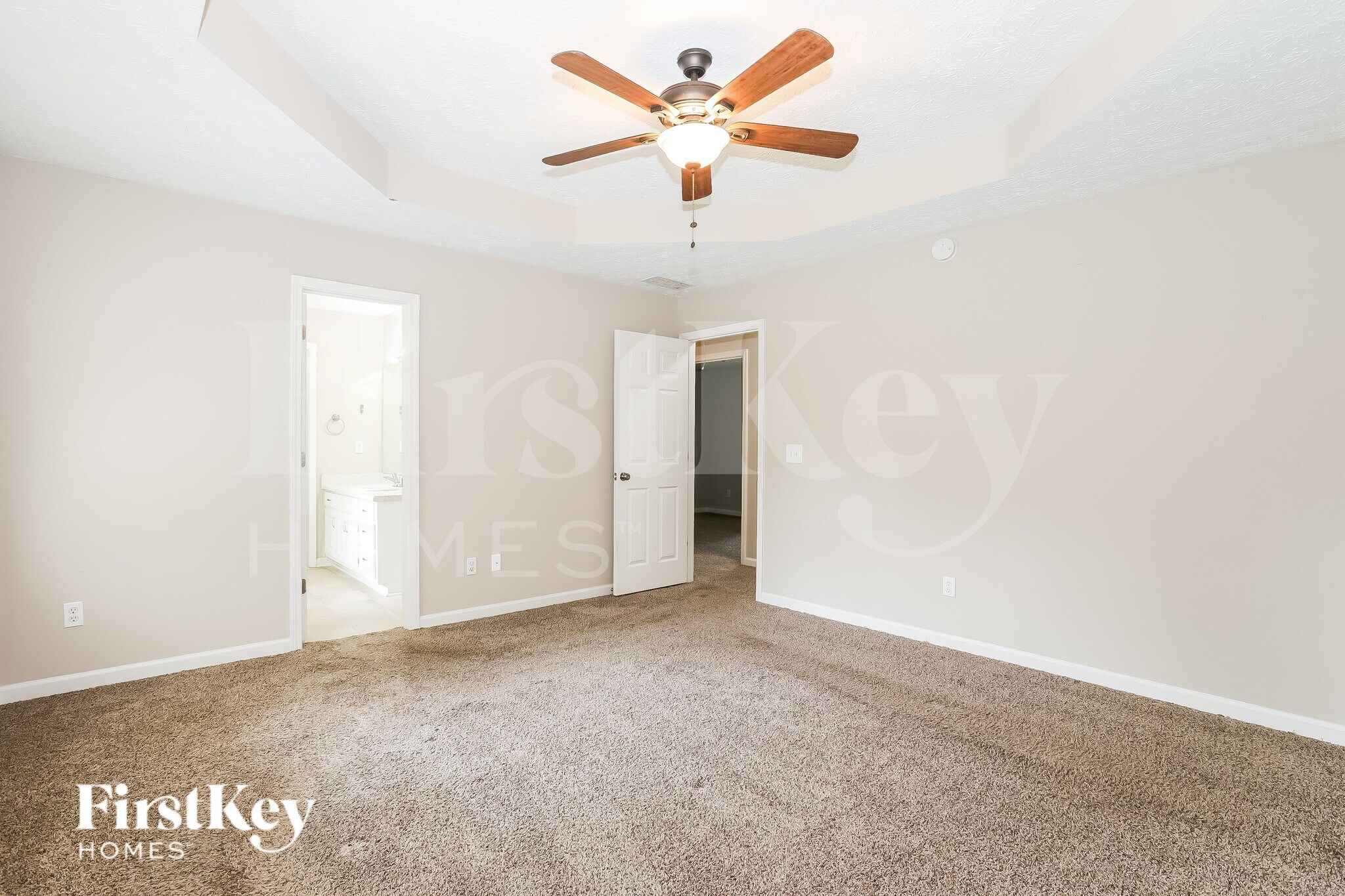 Building Photo - 130 Macadamia Ct