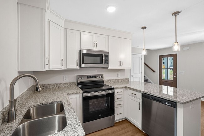 Building Photo - 1217 Dodd St