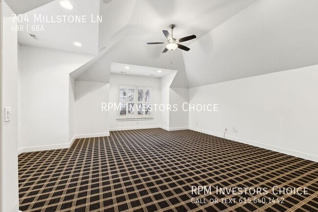 Building Photo - 704 Millstone Ln