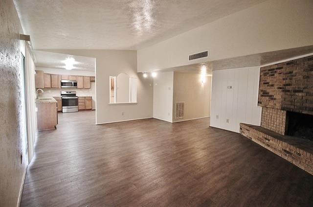 Building Photo - 2809 Santa Monica Dr