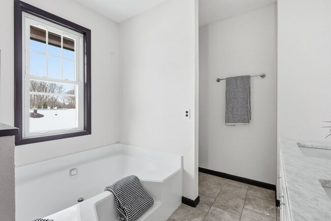 Building Photo - 3 bedroom 2 Bath Rental in Geneseo