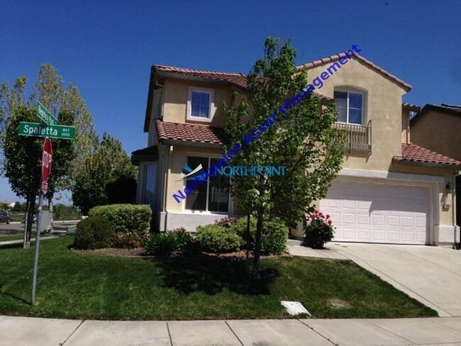 Primary Photo - Beautiful 4 Bedroom in Natomas!