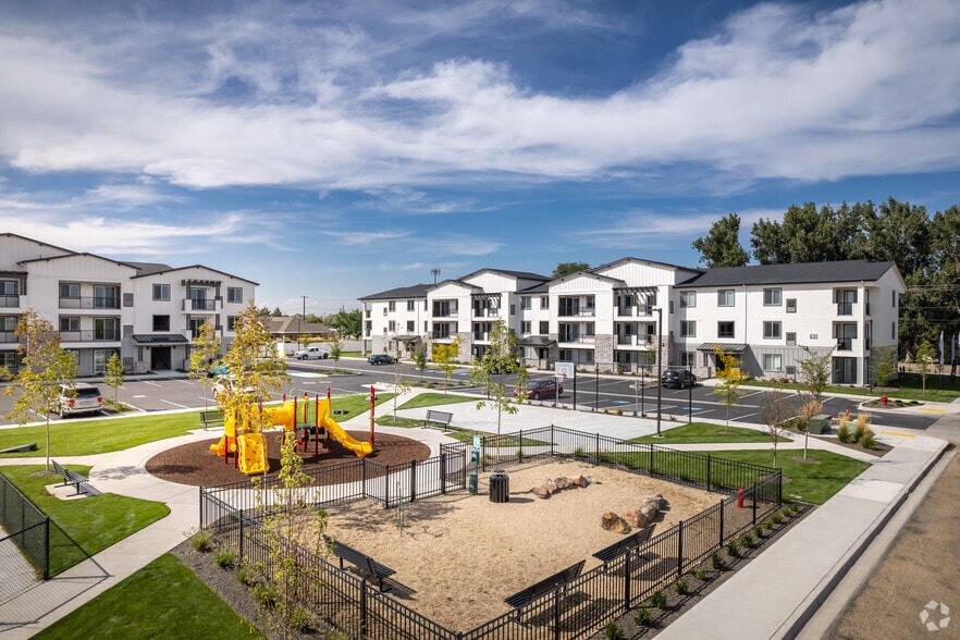Building one - Stone Creek Apartments