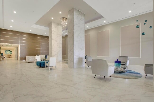 Building Photo - 5280 N Ocean Dr