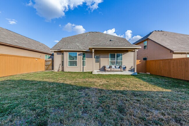 Building Photo - 4807 Marylebone Ave