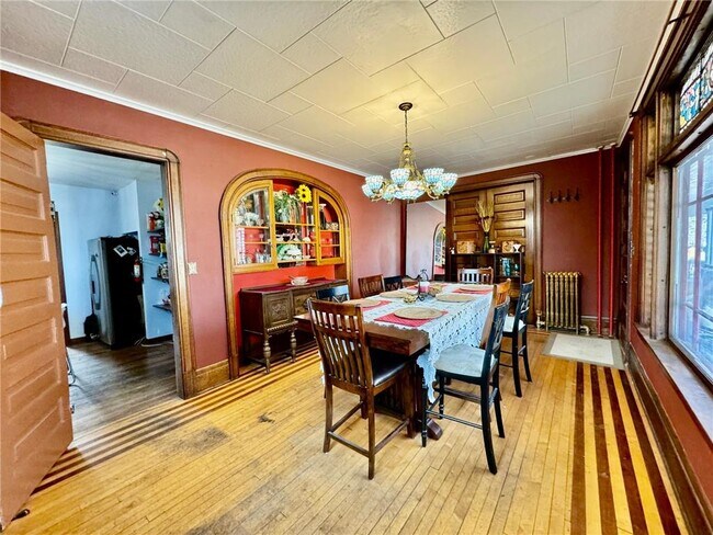 Building Photo - 1464 W Minnehaha Ave