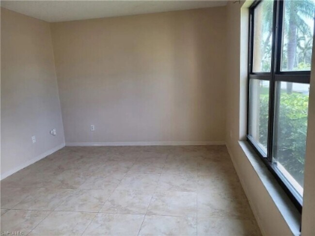 Building Photo - 12471 McGregor Blvd