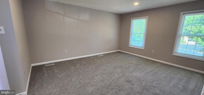 Building Photo - 3145 Elmmede Rd