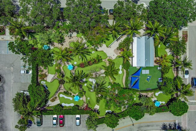 Building Photo - 275 Murcia Dr