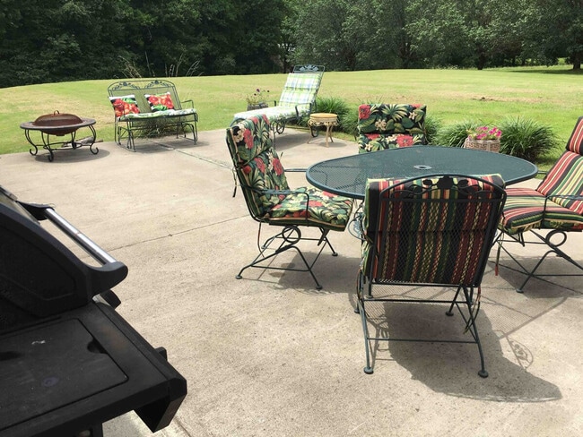 Building Photo - 175 Laveta Ln