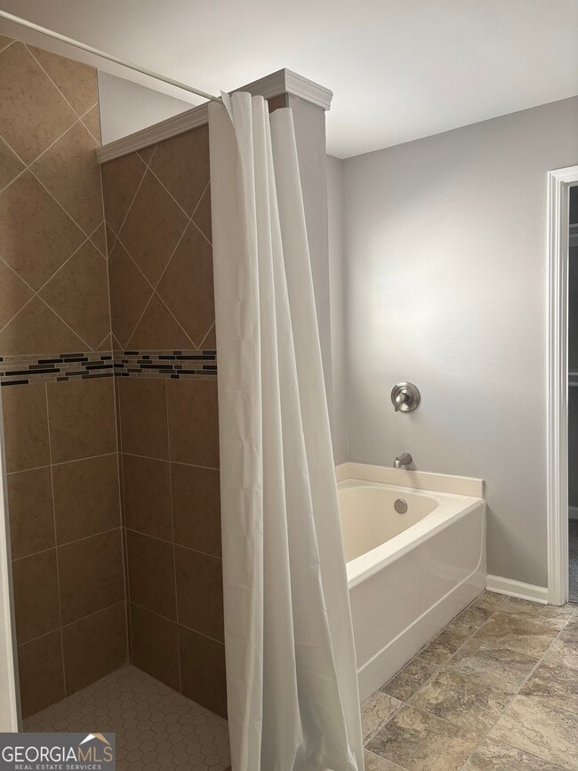 Building Photo - 7742 Parkside Dr