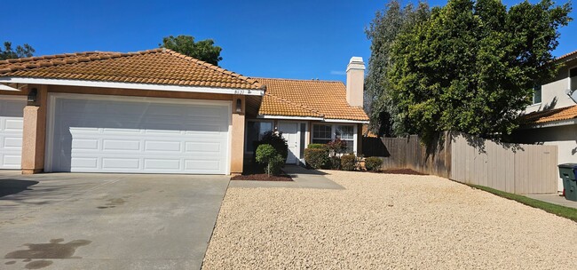 Primary Photo - Beautiful Orangecrest Home...