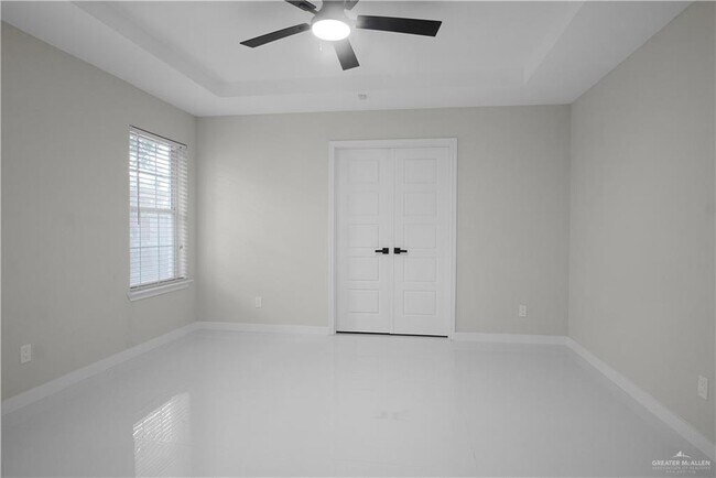 Building Photo - 21 Mynah Ave