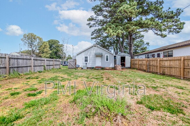 Building Photo - 4217 Dunning Rd