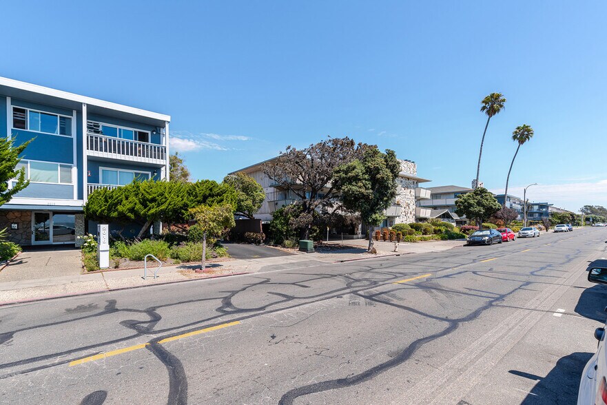 Building Photo - 2019 Shore Line Dr