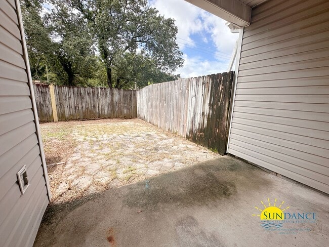 Building Photo - Charming 2 Bedroom Townhome in Fort Walton...