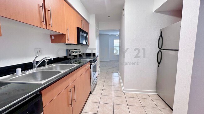Building Photo - Beautiful 1/1.5 Condo in Dallas For Rent!