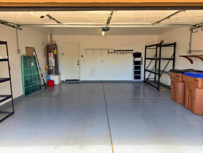 Building Photo - 30479 N Bareback Trail
