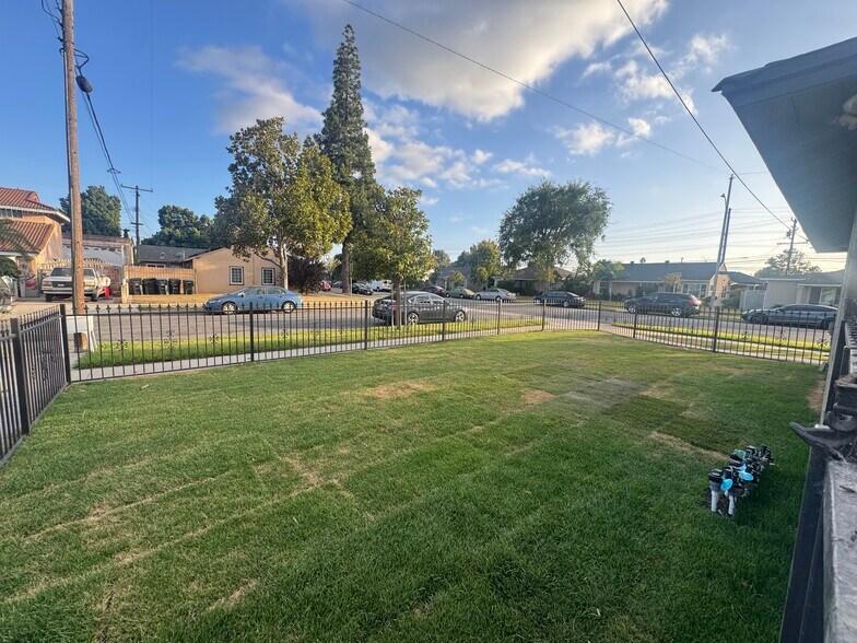 Building Photo - 11816 Arlee Ave