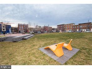 Building Photo - 1213 Clymer St