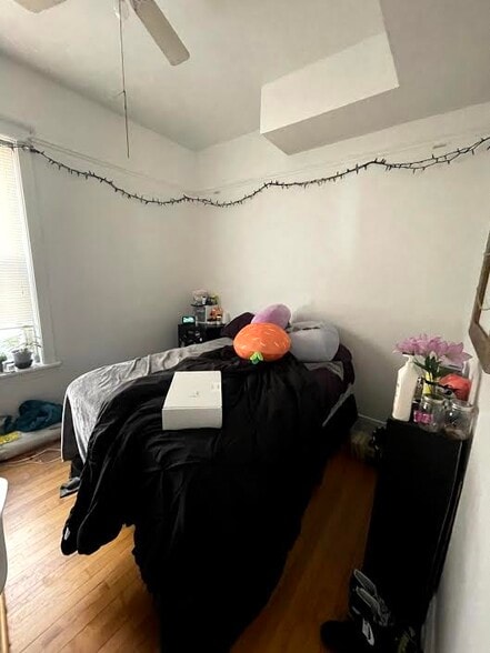 middle bedroom - 3730 N Magnolia Ave