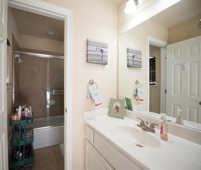 Building Photo - 3434 Alexandrite Way