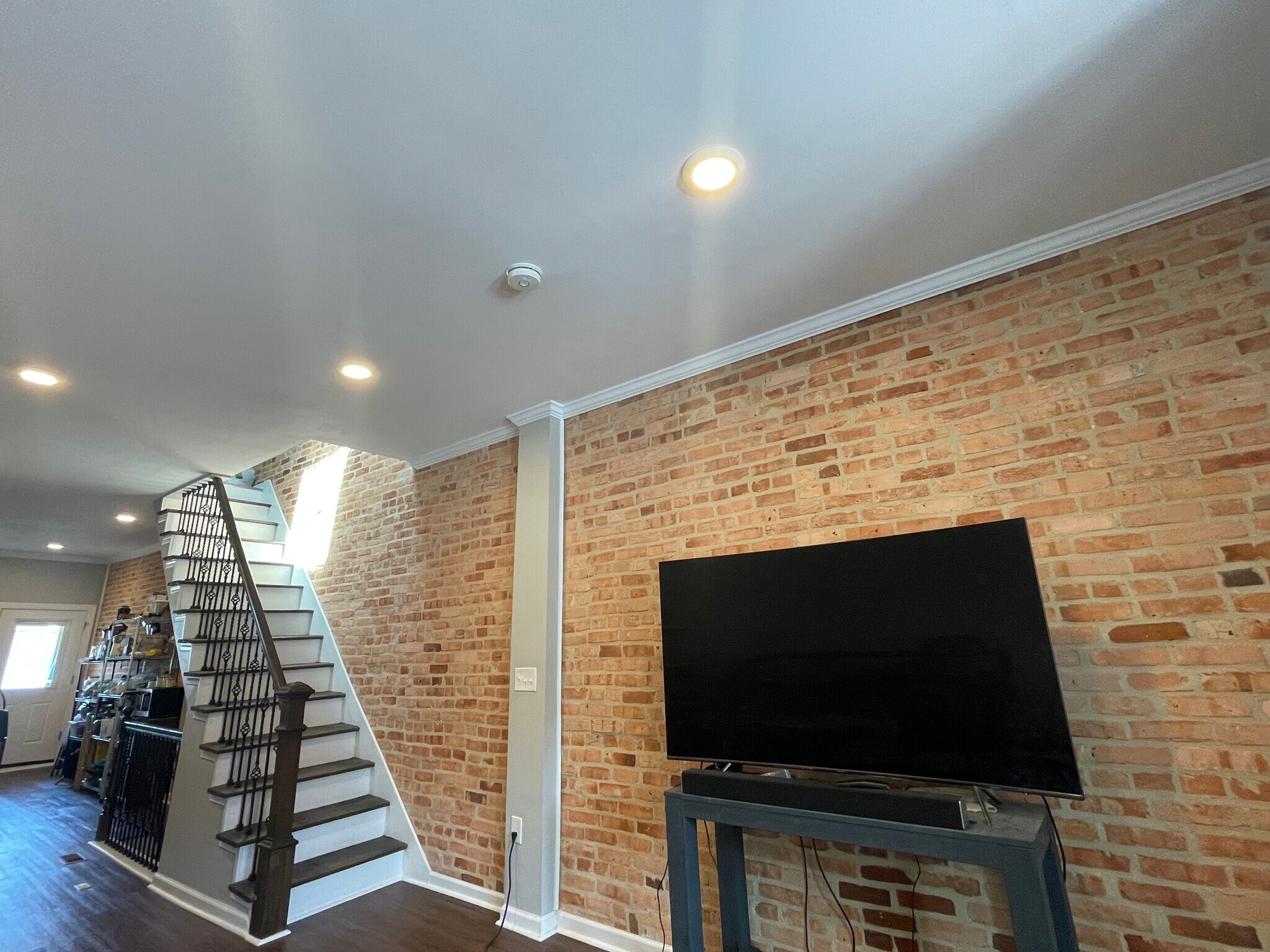 Entertainment Area - 124 S Highland Ave