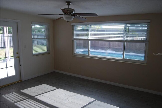 Building Photo - 2851 67th St N