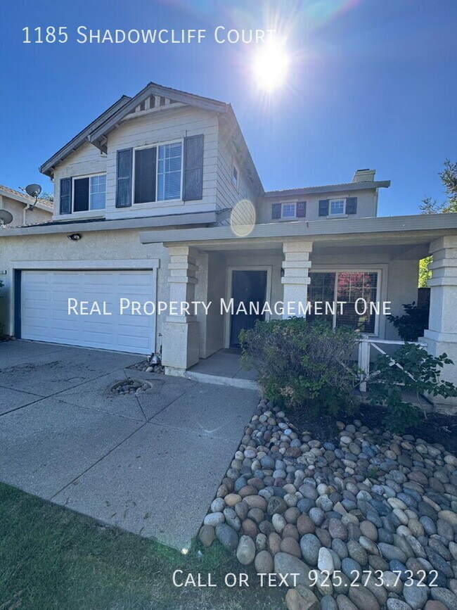 Building Photo - 1185 Shadowcliff Ct