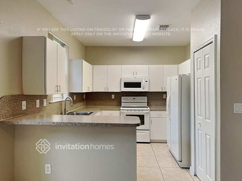 Building Photo - 15349 SW 119th Ln