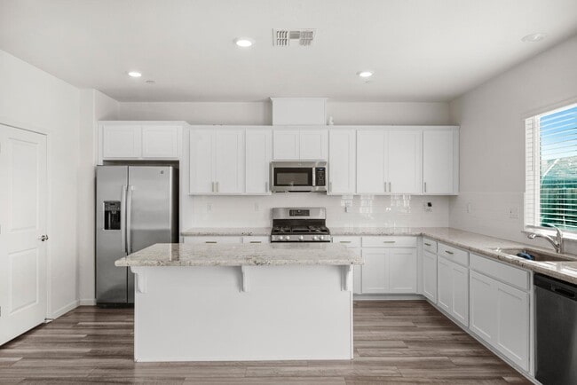 Building Photo - 2032 Gatlin Ct