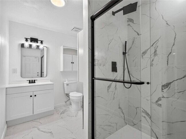 Building Photo - 465 Rio Grande Ln