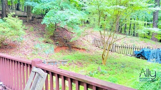 Building Photo - 2484 Lost Hollow Path