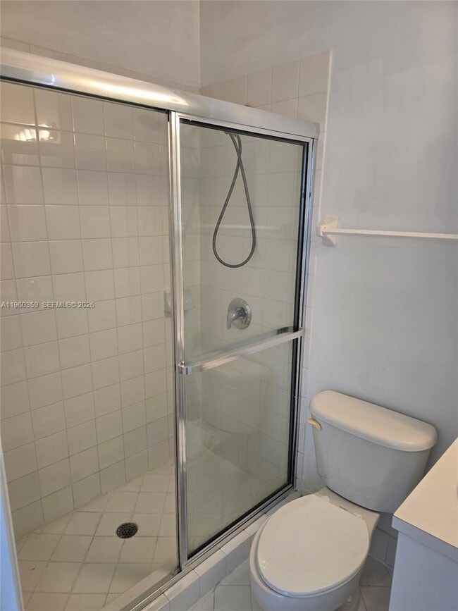 Building Photo - 1575 NE 33rd Ave