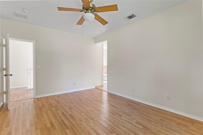 Building Photo - 2215 NW 76th Terrace