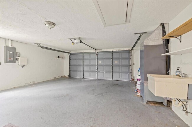 Building Photo - 7751 Cherrytree Ln