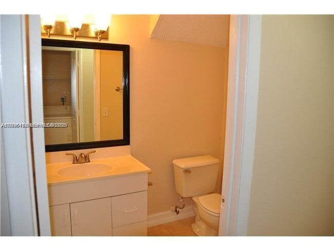 Building Photo - 15455 SW 74th Cir Ct