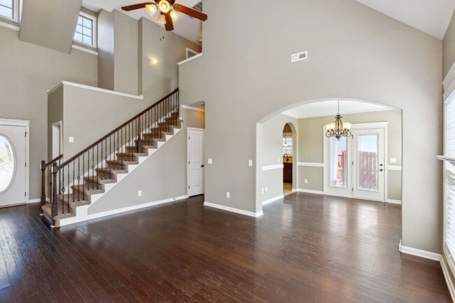 Building Photo - 1275 Golden Eagle Way