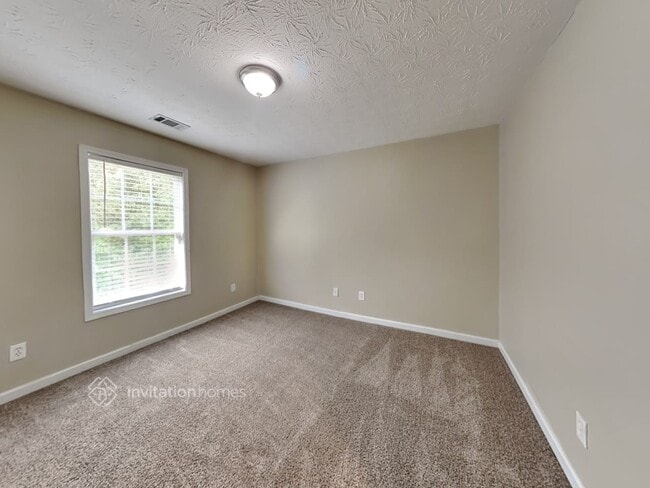 Building Photo - 125 Dianne Trail