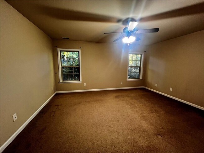 Building Photo - 115 Tyson Woods Rd