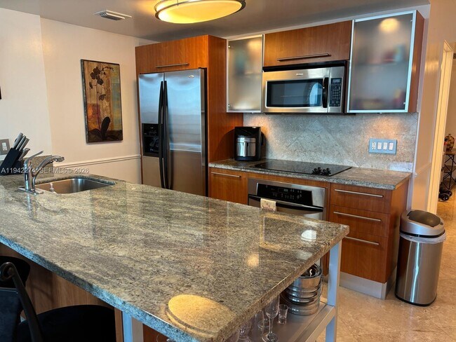 Building Photo - 185 SW 7th St