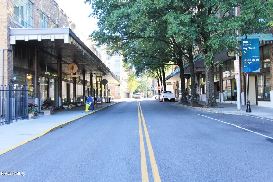 Building Photo - 505 Union Ave