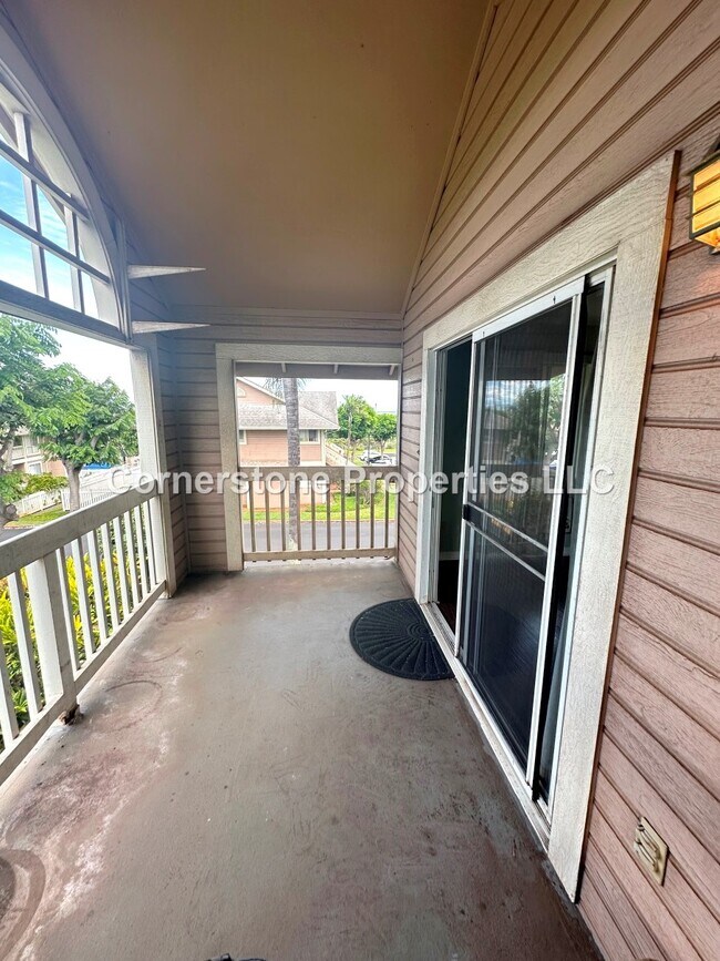 Building Photo - 94-545-545 Lumiaina St
