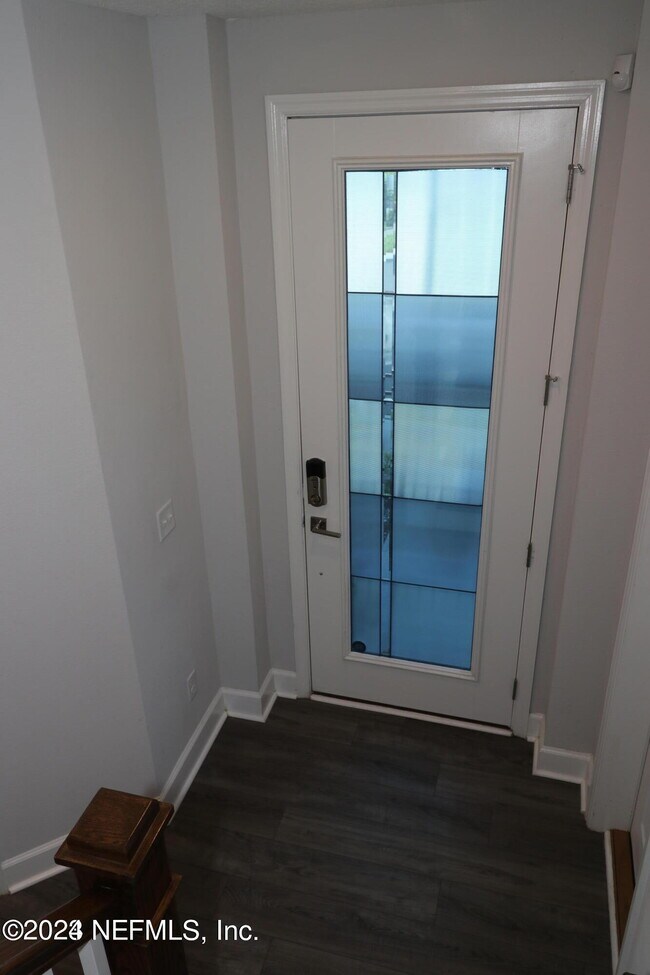 Building Photo - 11480 Gully Ct