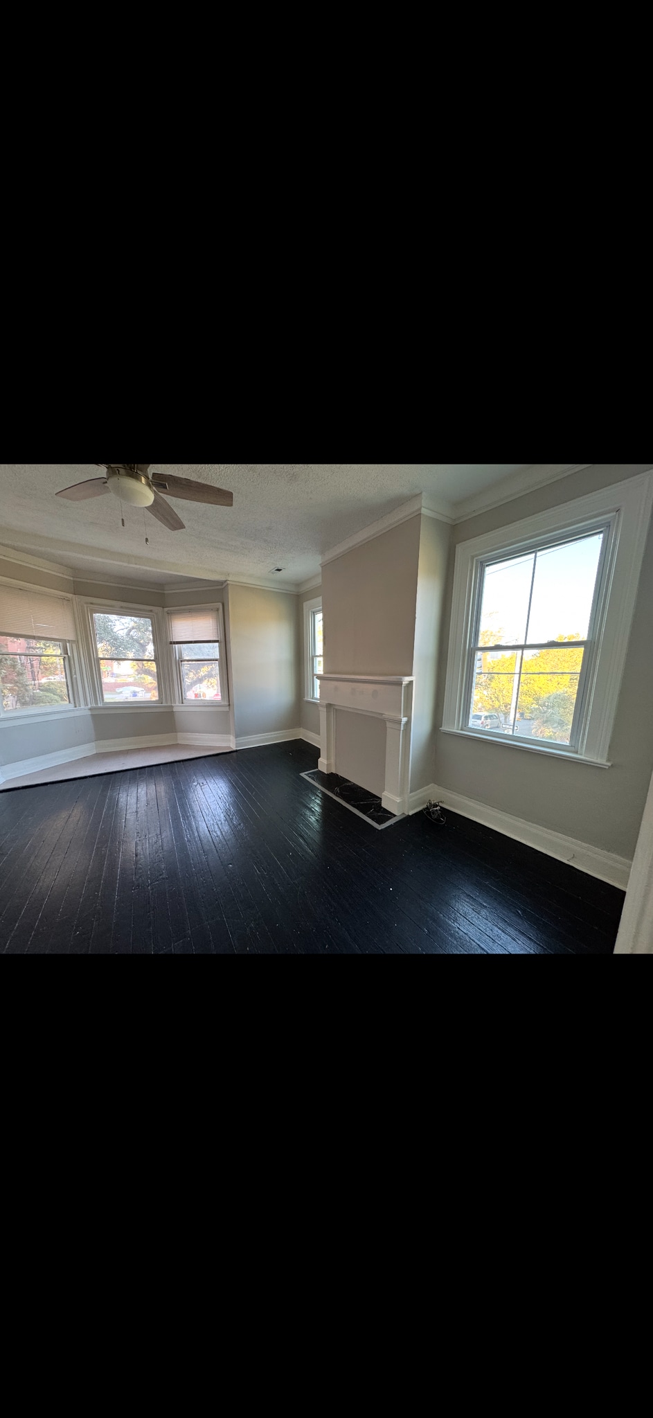 Building Photo - 421 E Anderson St