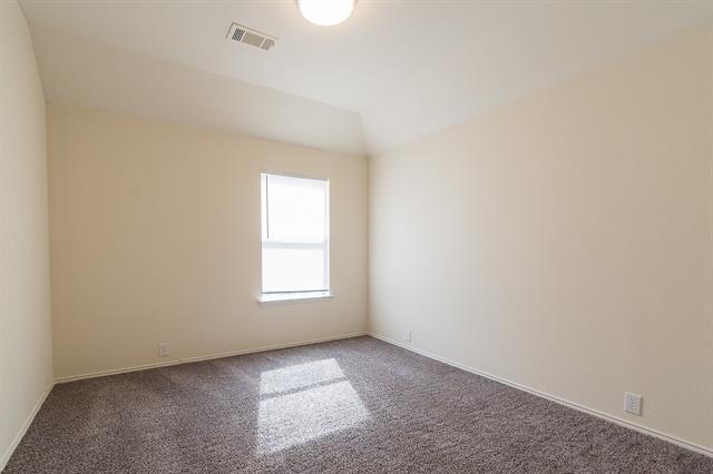 Building Photo - 3614 English Oak Dr