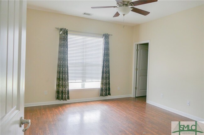 Building Photo - 112 Grayson Ave